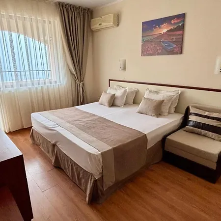 Sea Vista Готель 3*