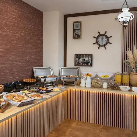 Sea Vista Готель