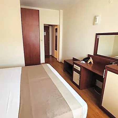 Sea Vista Hotel 3*
